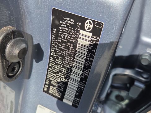 Used 2024 Toyota Corolla LE FWD image 16