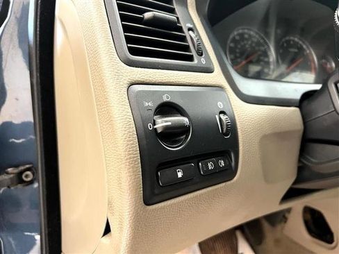 Used 2006 Volvo XC70 AWD/4WD image 12