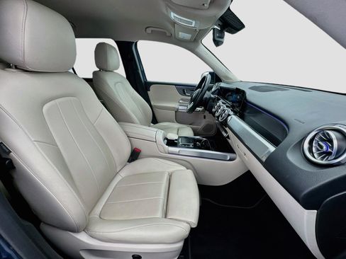 Used 2021 Mercedes-Benz GLB 250 image 19