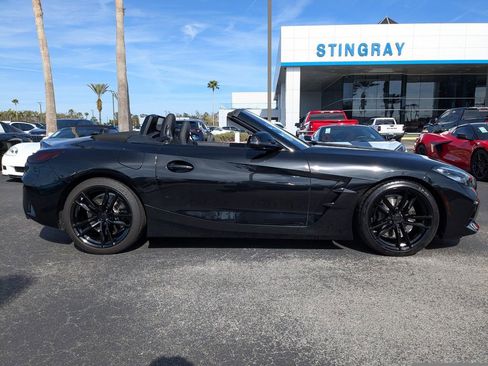 Used 2022 BMW Z4 M40i w/ Driving Assistance Package image 4