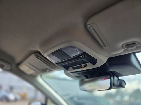 Certified 2024 Subaru Impreza 2.0i image 12