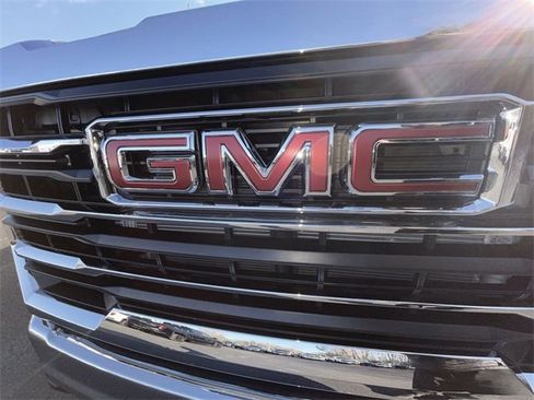 New 2026 GMC Sierra 3500 SLE w/ SLE Value Package image 31