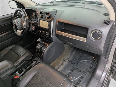 Used 2017 Jeep Compass 75th Anniversary w/ Power Value Group AWD/4WD image 19