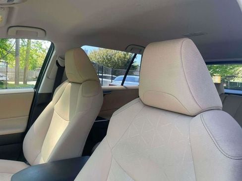 Used 2020 Toyota RAV4 XLE w/ All Weather Liner Package AWD/4WD image 21