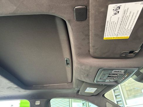 Used 2026 GMC Sierra 2500 Denali Ultimate w/ LPO, Black Badging Package image 27