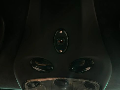 Used 2002 Porsche 911 Turbo image 32