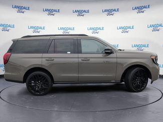 New 2027 Ford Expedition Platinum w/ Stealth Performance Package AWD/4WD video 3