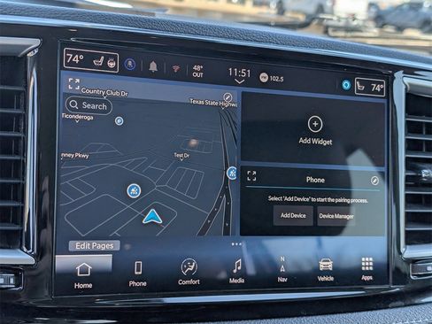 Used 2024 Chrysler Pacifica Limited image 15