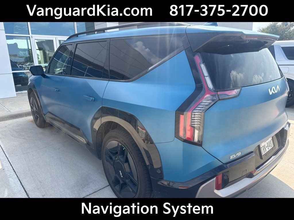 Used 2024 Kia EV9 GT-Line AWD/4WD image 4