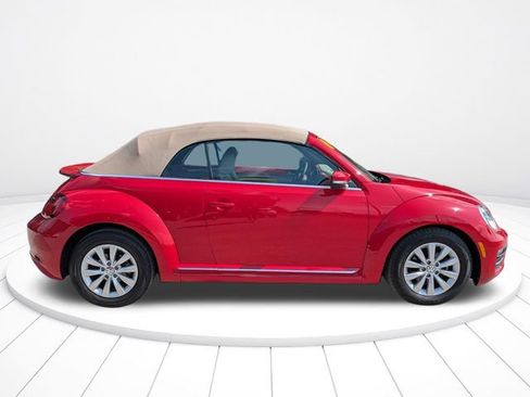 Used 2019 Volkswagen Beetle 2.0T S FWD image 3