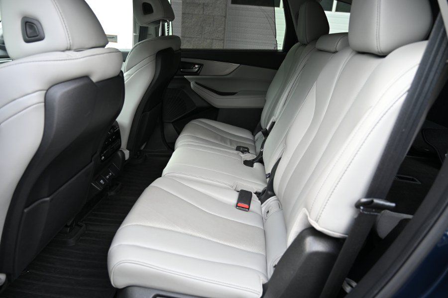 Used 2023 Acura MDX w/ Technology Package AWD/4WD image 23