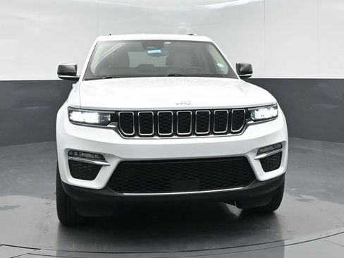 Used 2022 Jeep Grand Cherokee Limited AWD/4WD image 3