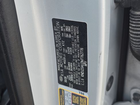 Certified 2021 Kia Soul LX FWD image 32