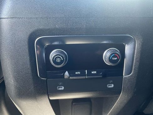 Used 2024 Chevrolet Tahoe LT RWD image 21