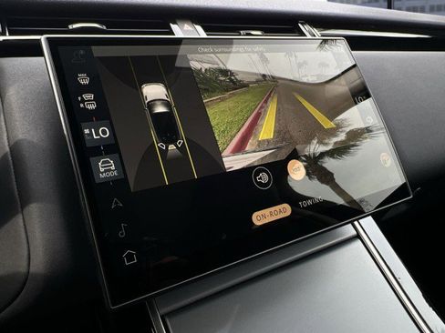 Used 2024 Land Rover Range Rover Velar S image 26