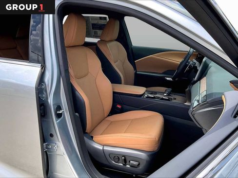 Used 2024 Lexus RX 350 Premium Plus w/ Convenience Package FWD image 8
