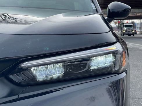 Used 2023 Honda Civic Sport image 34