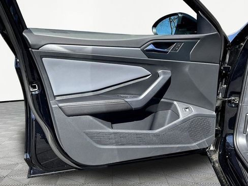 New 2026 Volkswagen Jetta SE image 18