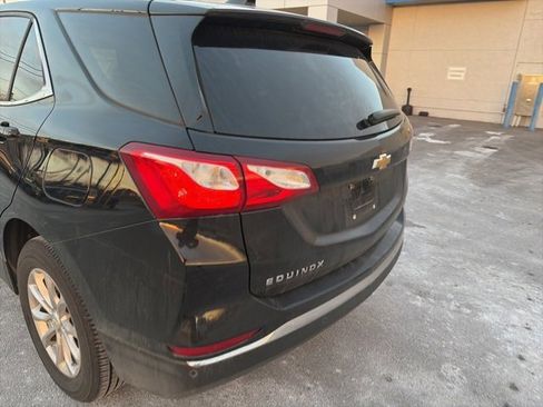 Used 2020 Chevrolet Equinox LT image 27