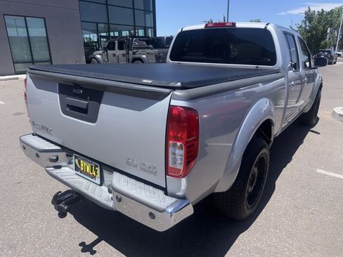 Used 2013 Nissan Frontier SL w/ Moonroof Pkg AWD/4WD image 4
