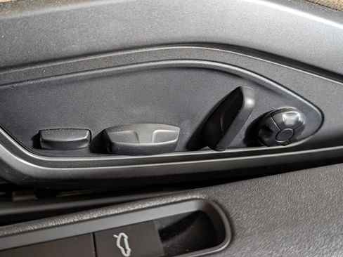 Certified 2021 Porsche 911 Carrera image 27