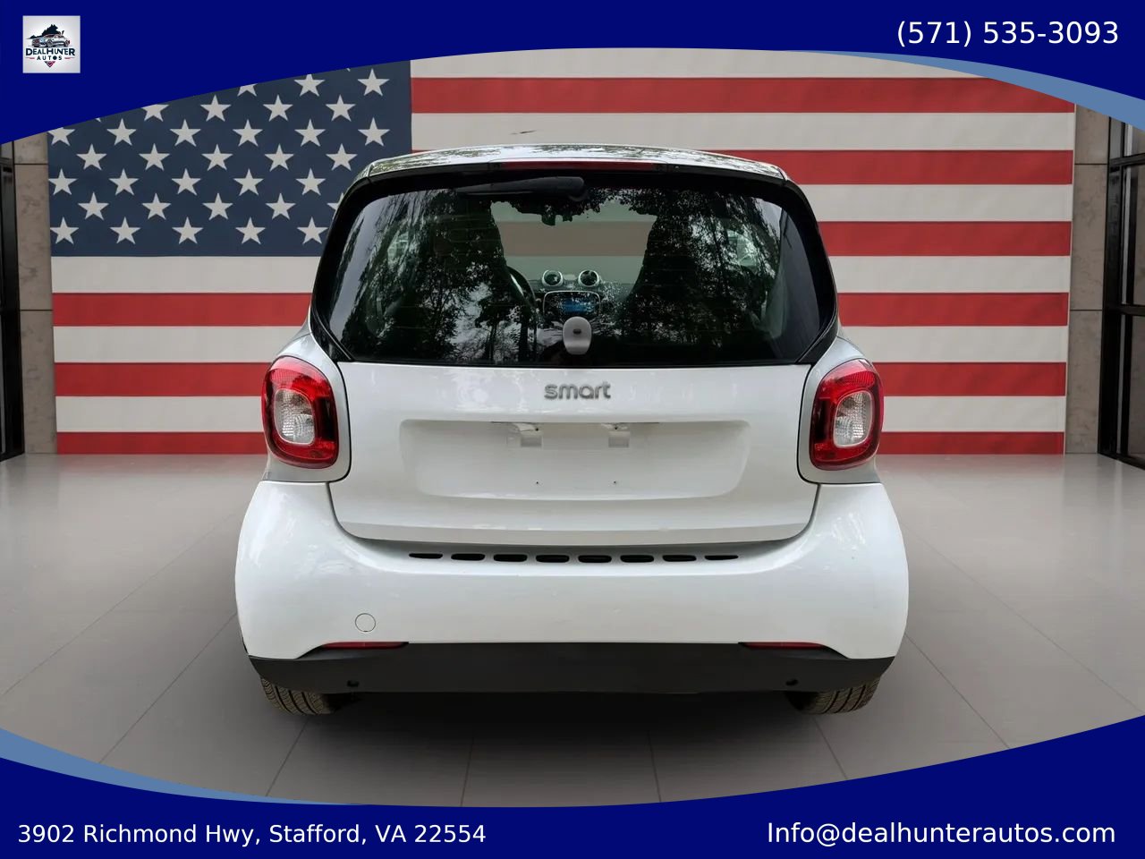 Used 2016 smart fortwo pure RWD image 5