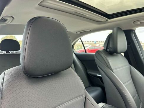 Used 2025 Mercedes-Benz C 300 Sedan image 20