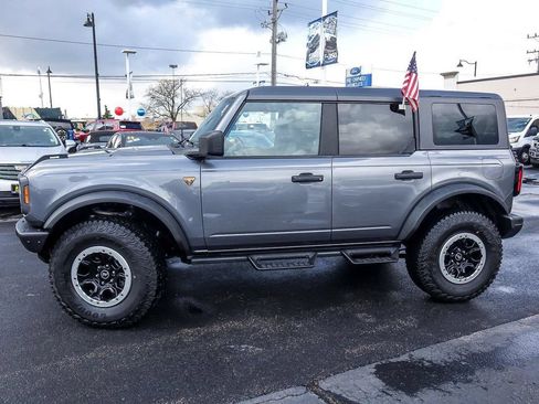 Used 2024 Ford Bronco Badlands w/ Sasquatch Package AWD/4WD image 4