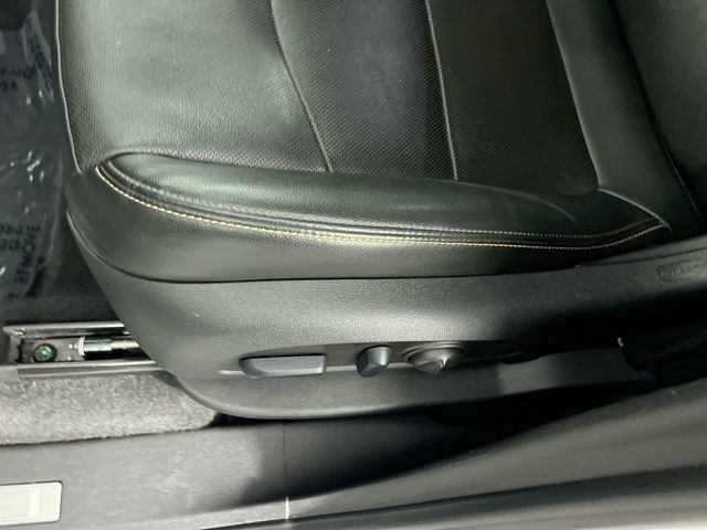 Used 2022 Chevrolet Equinox Premier AWD/4WD image 13
