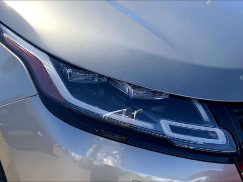 Used 2020 Land Rover Range Rover Velar R-Dynamic S image 27