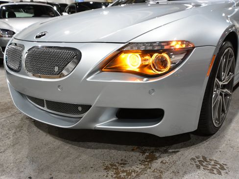 Used 2008 BMW M6 Convertible image 8