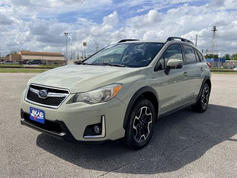 Used 2017 Subaru Crosstrek 2.0i Limited AWD/4WD image 7