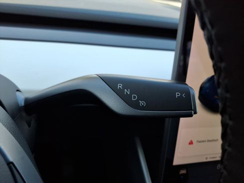 Used 2021 Tesla Model Y 2WD image 22