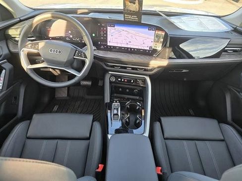 New 2025 Audi Q5 Premium Plus image 11
