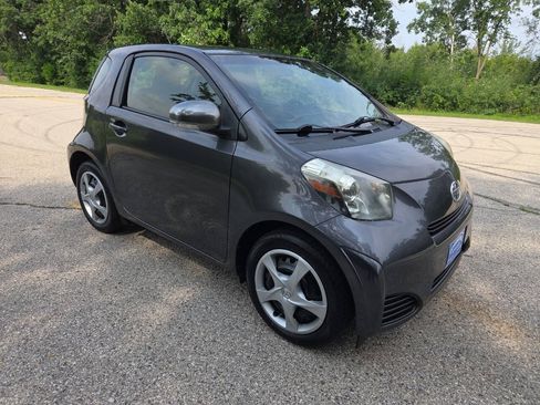 Used 2012 Scion iQ w/ Rear Speaker Pkg FWD image 8