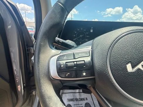 Used 2023 Kia Sportage SX FWD image 19
