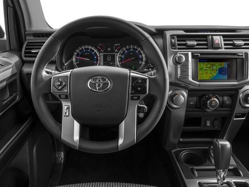 Used 2016 Toyota 4Runner SR5 AWD/4WD image 6