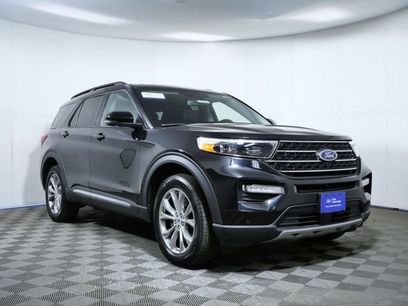 Certified 2024 Ford Explorer XLT w/ Equipment Group 202A