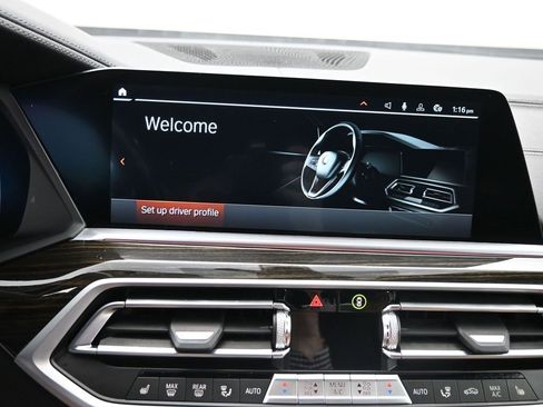 Used 2021 BMW X6 sDrive40i w/ M Sport Package image 17