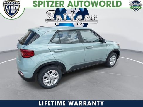 New 2026 Hyundai Venue SE FWD image 9