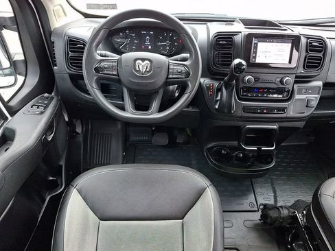 Used 2025 RAM ProMaster 2500 w/ Convenience Group FWD image 12