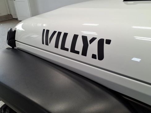 Used 2021 Jeep Wrangler 4WD Unlimited Willys image 22
