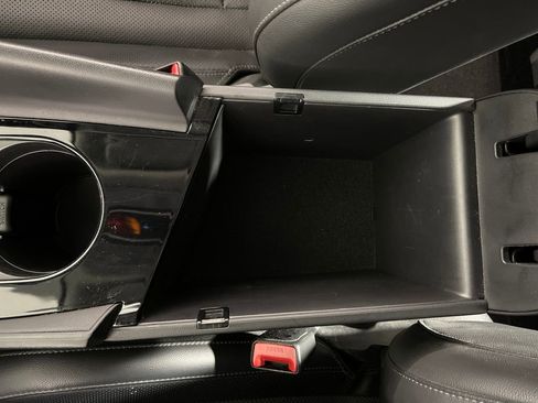 Certified 2023 Hyundai Elantra Limited image 24