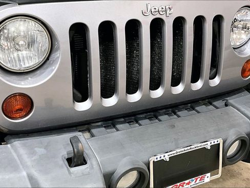 Used 2013 Jeep Wrangler Sport AWD/4WD image 26