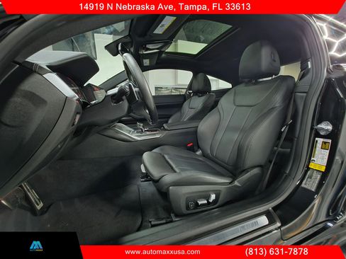 Used 2021 BMW 430i Coupe w/ M Sport Package image 28