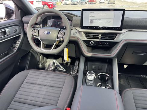 New 2026 Ford Explorer ST-Line w/ ST-Line Street Pack AWD/4WD image 31