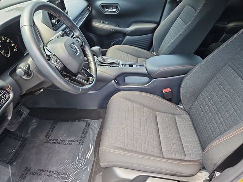 Certified 2025 Honda HR-V Sport image 29