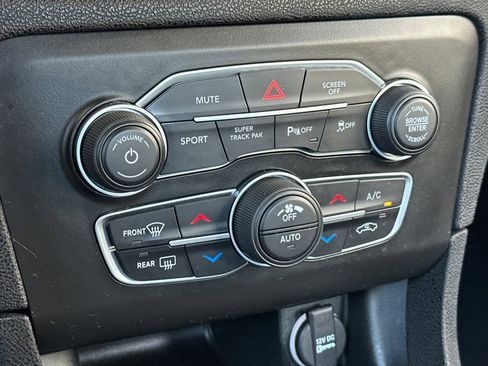 Used 2022 Dodge Charger R/T image 19
