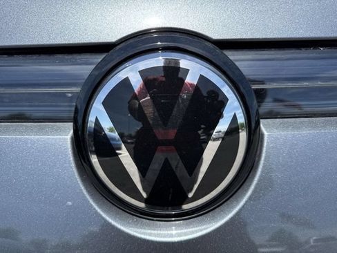 New 2026 Volkswagen Tiguan SE R-Line AWD/4WD image 31