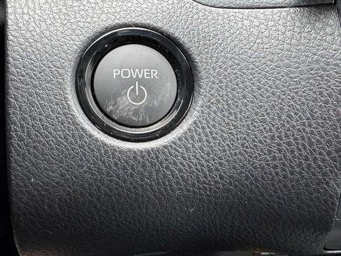 New 2026 Toyota Camry SE image 29